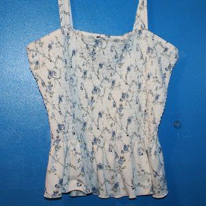 RUE21 Floral Top